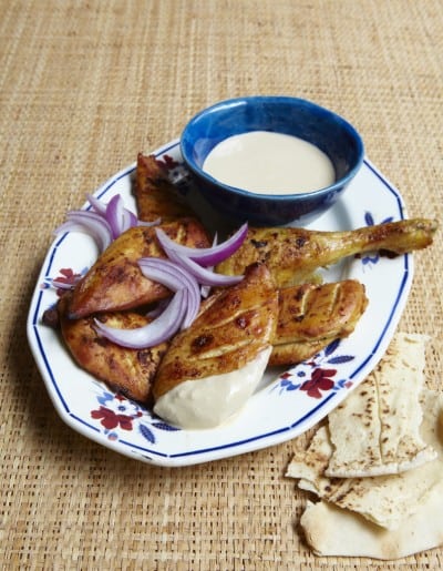 frango grelhado com molho tahine
